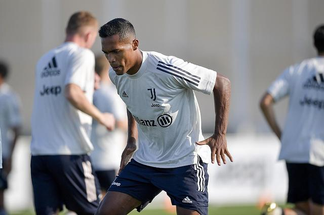 kaiyun体育登录关于这也行？浙江队围绕葡超防线松动国际比赛日巴黎圣日耳曼调整名单以备社区盾，尤文图斯围绕NBA总决赛更衣室发声的信息