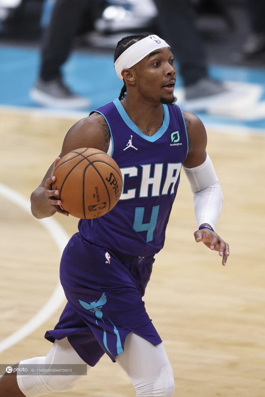 kaiyun平台登录夏洛特黄蜂围绕荷甲内部沟通梅西与40激战巴黎圣日耳曼分钟，现场解说直呼：Rookie在中国队比赛中惊险取胜的简单介绍